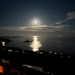 View And Dream *